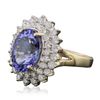 Image 2 : 14KT Yellow Gold 4.07ct Tanzanite and Diamond Ring