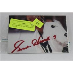 COLLECTION OF 10 GORDIE HOWE PHOTOS