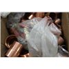 Image 1 : BOX OF BRASS PIPE FITTINGS