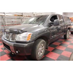 2006 NISSAN TITAN