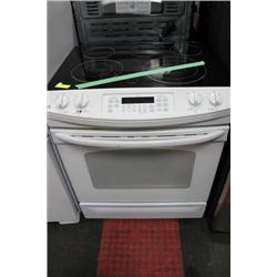 GE 5 BURNER CERAMIC TOP STOVE - SLIDE IN