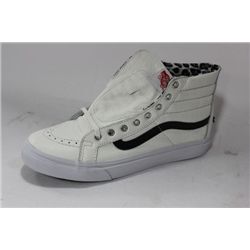 PR OF VANS OFF THE WALL SKATER SHOES ON CHOICE