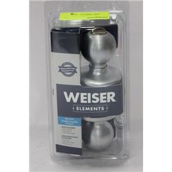 WEISER BED AND BATH HANDLE SET