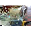 Image 1 : PALLET OF ESTATE MISC AND NEW HOUSEHOLD ITEMS AND