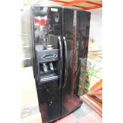 MAYTAG BLACK 2 DOOR SIDE BY SIDE W INDOOR ICE AND