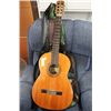 Image 1 : SUZUKI CLASSICAL ACOUSTIC GUITAR W/CASE
