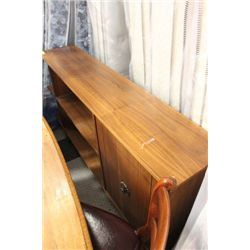 WOOD VENEER SIDEBOARD