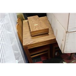 TABLE W 4 WICKERBACK CHAIRS