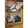 Image 1 : PICNIC BASKET SET