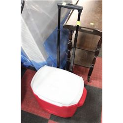 COLEMAN COOLER WITH TELESCOPIC HANDLE