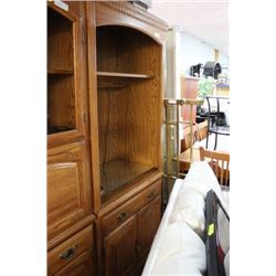 PALLISER HIGH PROFILE CHINA DISPLAY CASE / OAK