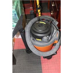 RIDGID 12 GAL. SHOP VACUUM W/ ACCESSORIES