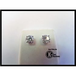 174-11703:14K WHITE GOLD DIAMOND STUD EARRINGS