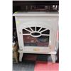 Image 1 : ELECTRIC FIREPLACE/HEATER