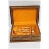 Image 1 : JEWELLERY BOX W/ CONTENTS