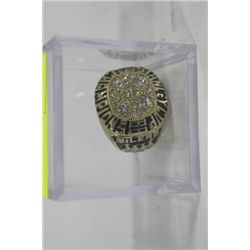 1988 WAYNE GRETZKY STANLEY CUP REPLICA RING