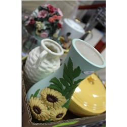 FLAT OF COLLECTIBLES