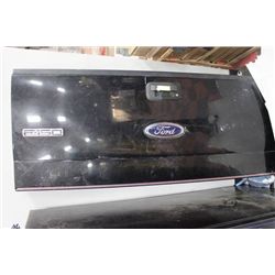 TAILGATE FOR 2006 F150 4X4 FORD TRUCK (DAMAGED)