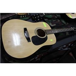 ROBSON BLOND ACCOUSTIC GUITAR W/ CASE