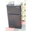 Image 1 : 3.3 CU.FT BLACK AND DECKER FRIDGE WITH FREEZER