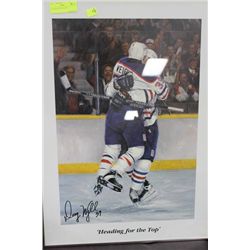 SIGNED OILERS PICTURE