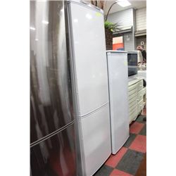GE WHITE LOFT FRIDGE