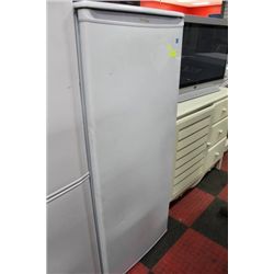 DANBY APT SIZE UPRIGHT FREEZER