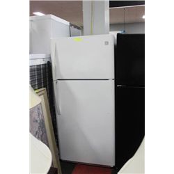 KENMORE 18 CUBE FRIDGE