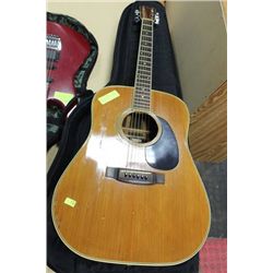 YAMAKI CUSTOM ACCOUSTIC GUITAR W/ BLACK CASE