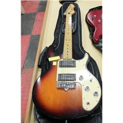 PEAVEY T-25 ELECTRIC GUITAR MADE U.S.A. W/ CASE