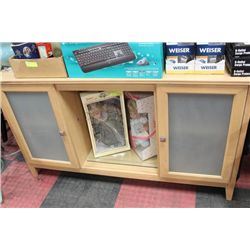 2 DOOR SIDEBOARD