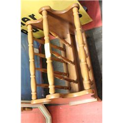 SOLID MAPLE MAGAZINE RACK