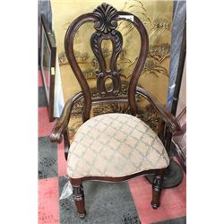 CARVED STYLE ACCENT ARMCHAIR