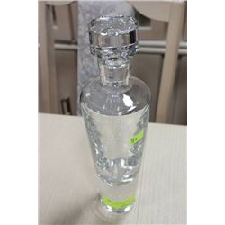 CRYSTAL DECANTER