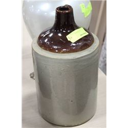 VINTAGE 3 QT LIQUOR JUG