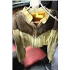 Image 1 : LADIES BEAVER AND MOOSE HIDE SHORT FRINGED JACKET