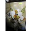 Image 1 : SHOWHOME FLORAL CANVAS PICTURE