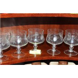 SET OF 8 CRYSTAL CORNFLOWER DESIGN GLASSES