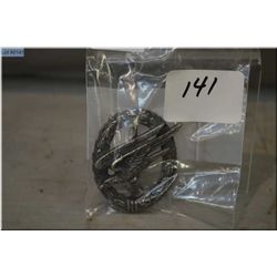 Nazi Paratrooper's Award [ two piece construction ]