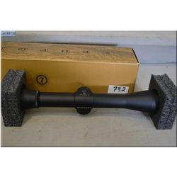 Leupold Mod FX-11 4 x 33 mm Scope [ appears as new w/orig box ]