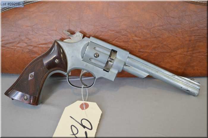 Lot Of Three Items Crosman Mod 38t 22 Pellet Cal Pellet Pistol W Leather Holster No Pal Req Us