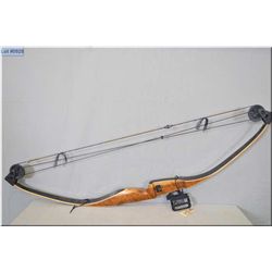 Darton Huntsman Compound Bow, 55 Lb pull ? 28" - 31" draw, Left Hand [ appears good w/pin sight, w/ 