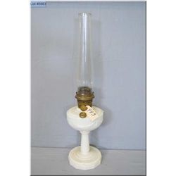 Alladin # 2 Alacite cream toned Antique  coal oil Lamp [ Lincoln Drape] Model B w/locking Aladdin gl