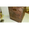 Image 2 : Primitive Kist advertising crate