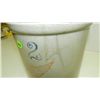 Image 2 : Primitive 2 gallon Red Wing crock