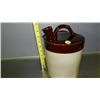 Image 2 : Primitive crock jug