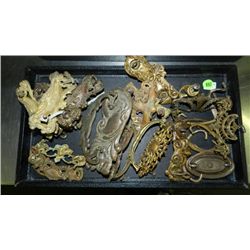 tray of antique / vintage hardware (no tray)