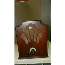 nice antique tombstone table top radio by Sparton