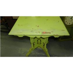 Painted Primitive parlor table SSR = special shipping