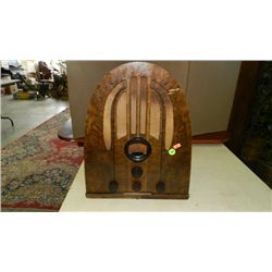 antique table top tombstone radio